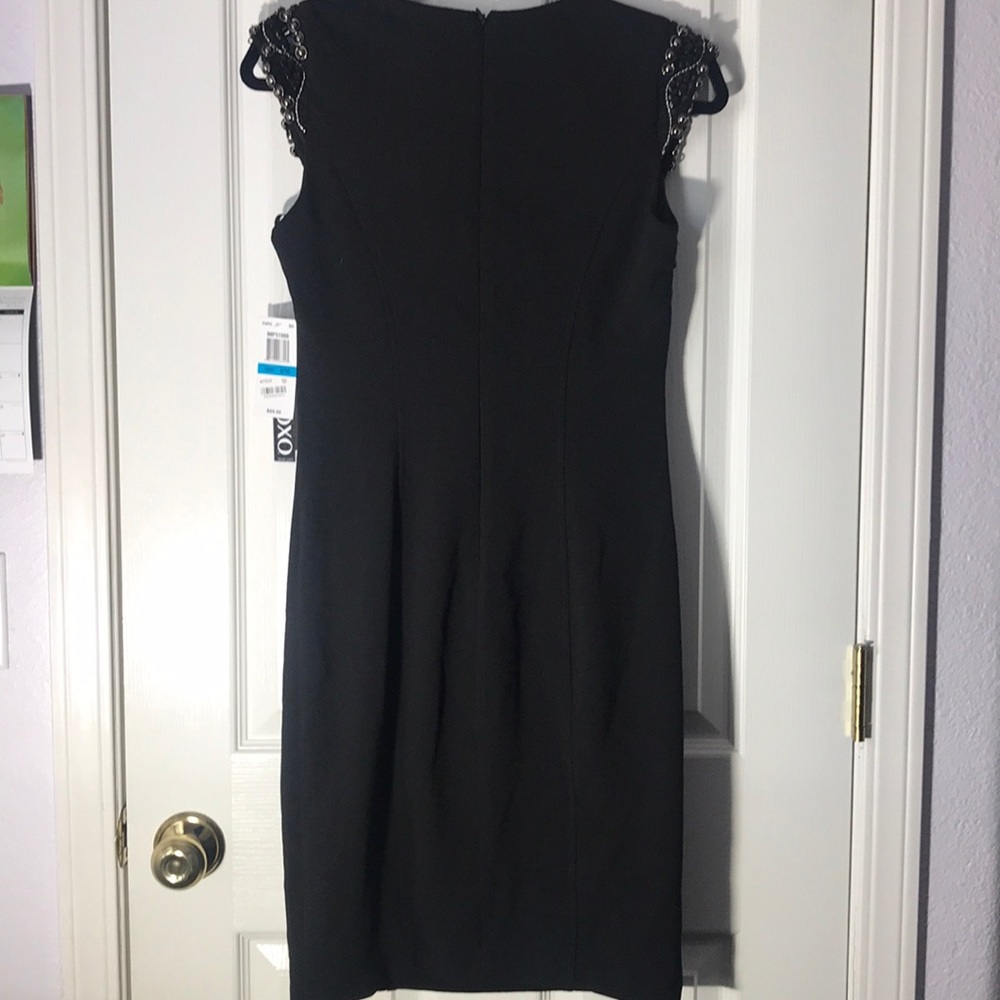 Dress - Picture 5 of 8